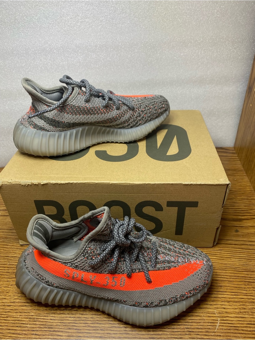 adidas Yeezy 350 Beluga Reflective Boost V2 Size 4 Mens Low Sneakers 2021 GW1229